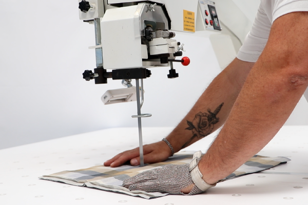 maquina-corte-serra-fita-CW-210CW-210A-eactech-003