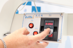 maquina-corte-serra-fita-CW-210CW-210A-eactech-004